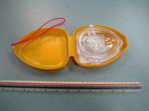 CPR-Pocket-Mask-Inside-Case
